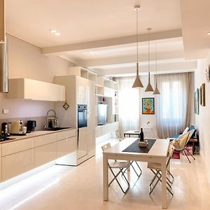 The Duomo Exclusive -43 Passi Dal Duomo-